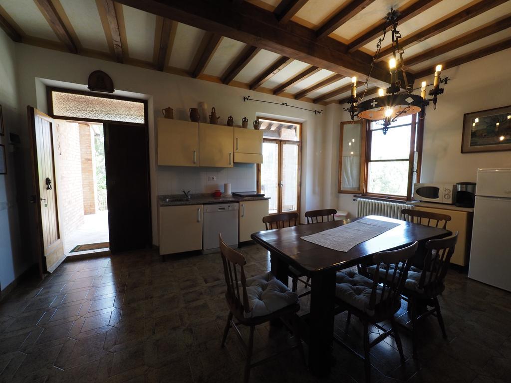 Uliveta Apartment San Gimignano Bagian luar foto